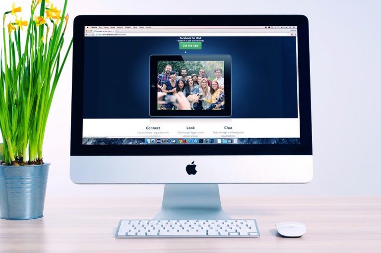 Create Your Own Website or Outsource to a Web Studio?